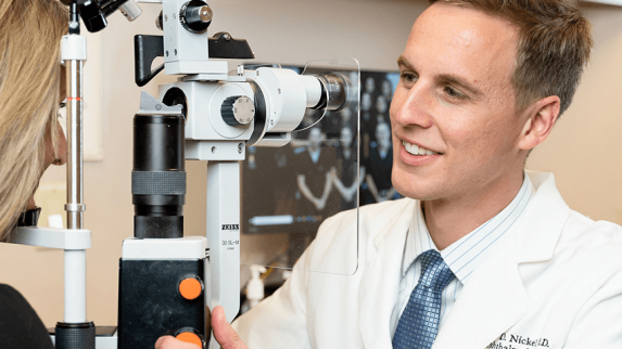 Ophthalmologist in Burleson